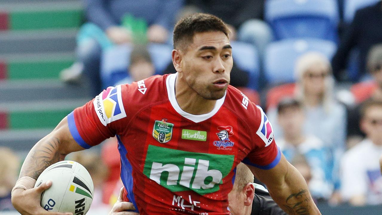 Ken Sio has been offered a ‘pathetic’ deal by the Knights, according to his manager.