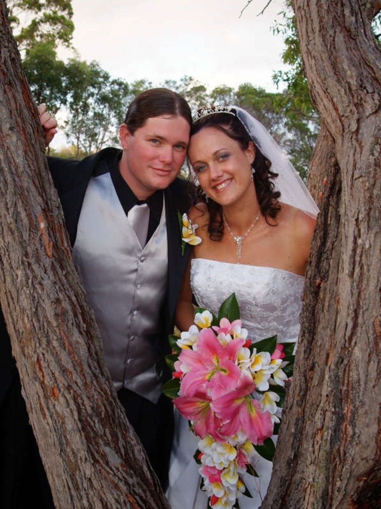 Matt Forsyth and Melissa Gleich were married on February 11, 2007.