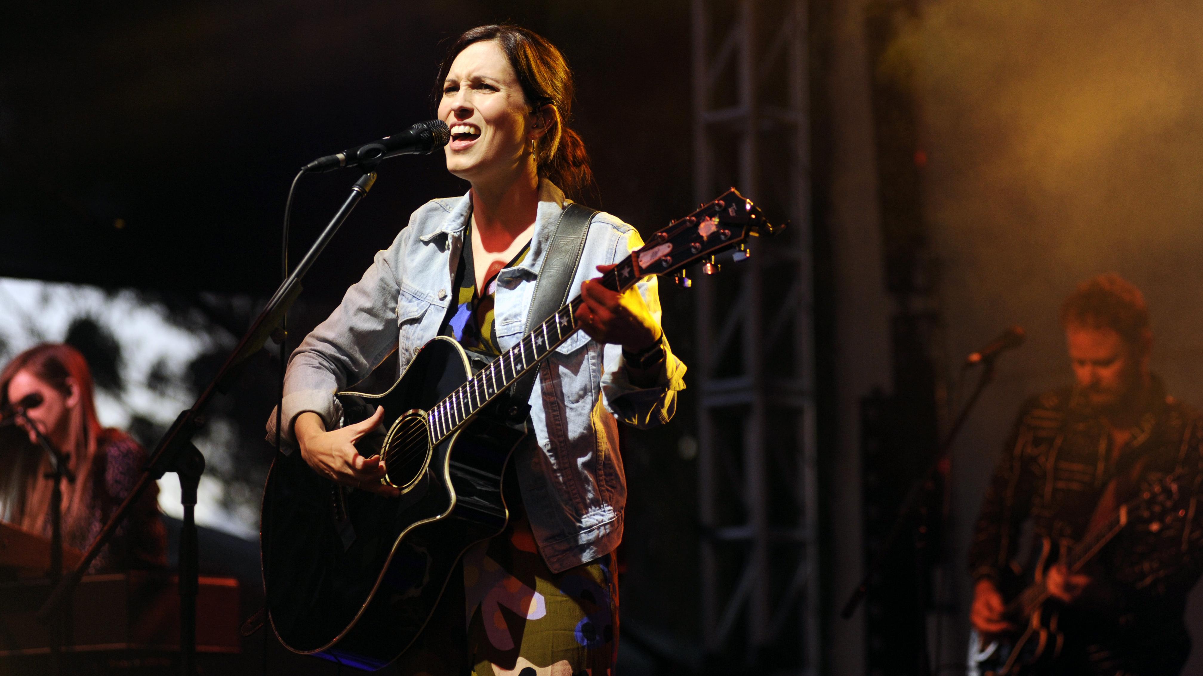 Missy Higgins cancels Perth show with John Butler Trio at Kings Park