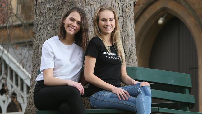 Eloise Hall and Isobel Marshall in 2017 as they were preparing to but their first supply of products. Picture: Emma Brasier/AAP