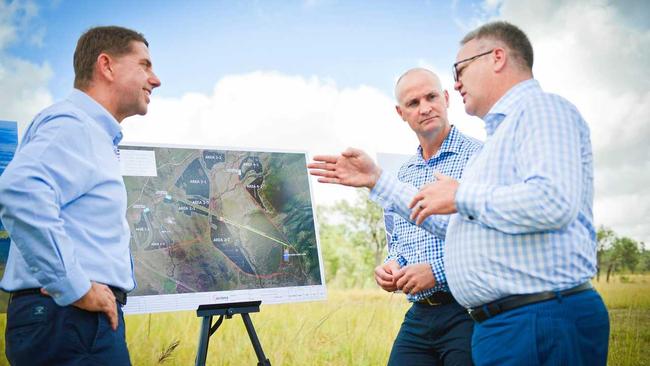 PROGRESS: Minister Cameron Dick, Member for Gladstone Glenn Butcher and Acciona managing director Brett Wickham. Picture: Mike Richards GLA130418SLAR