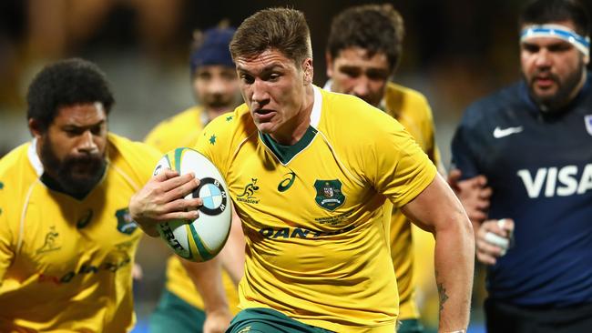 PERTH, AUSTRALIA - SEPTEMBER 17: Sean McMahon of the Wallabies makes a break during the Rugby Championship match between the Australian Wallabies and Argentina at nib Stadium on September 17, 2016 in Perth, Australia. (Photo by Cameron Spencer/Getty Images)