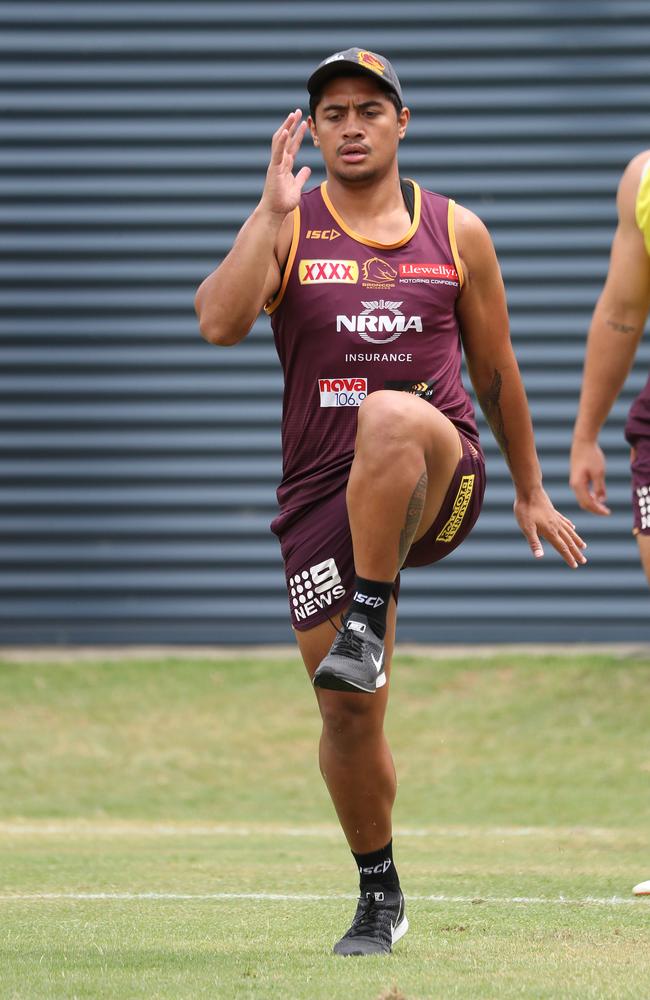 The playing group appear to have taken a liking to Seibold. Picture: Peter Wallis