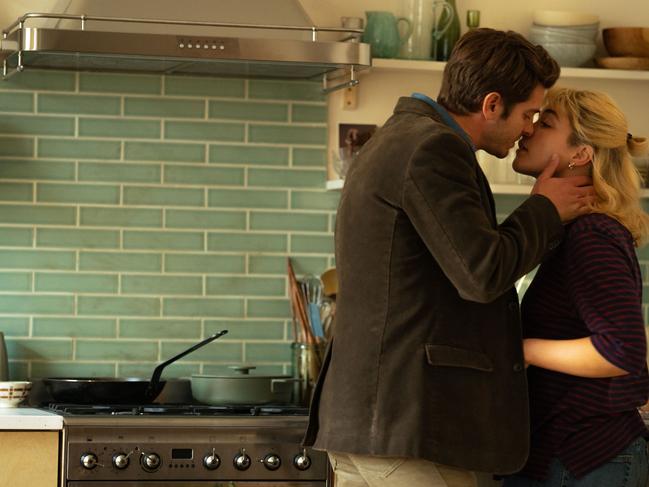 Andrew Garfield and Florence Pugh in a scene from the movie We Live In Time.