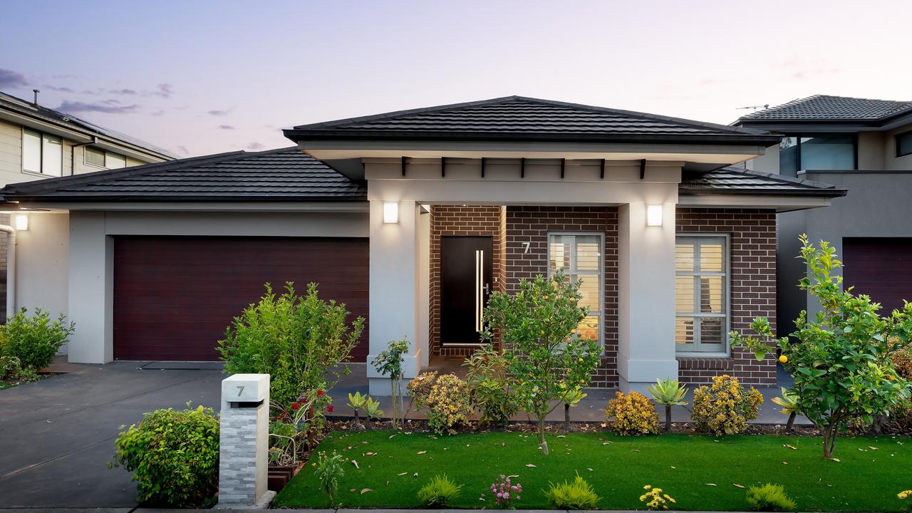 Coburg North’s median price rose above the $1m mark this year. <a href="https://www.realestate.com.au/property-house-vic-coburg+north-146637684?sourcePage=rea:p4ep:property-details&amp;sourceElement=avm-currently-advertised-view-listing">7 Snapshot Drive, Coburg North</a> has a $1.1m-$1.2m price guide.