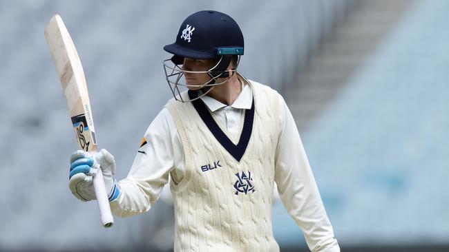 Victorian batsman Peter Handscomb celebrates bringing up 50 against South Australia this week.