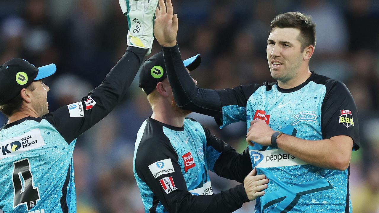 Adelaide Strikers are mulling whether to retain English all-rounder Jamie Overton amid concerns over his fitness and availability for the BBL finals. Picture: Mark Metcalfe / Getty Images