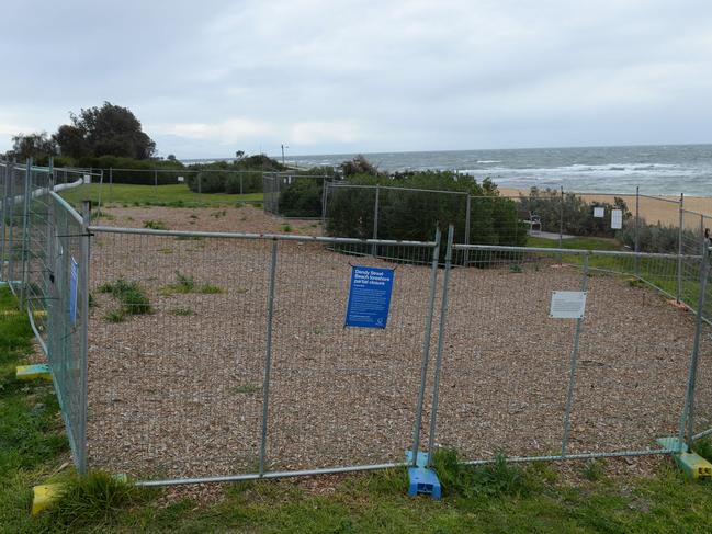 The area of Dendy Beach shut down by the EPA. Picture: Chris Eastman.