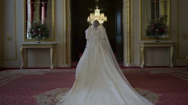 The Crown season 4: Princess Diana's replica wedding dress ...