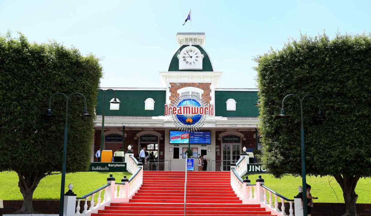 Safety regulator investigates Dreamworld over two incidents