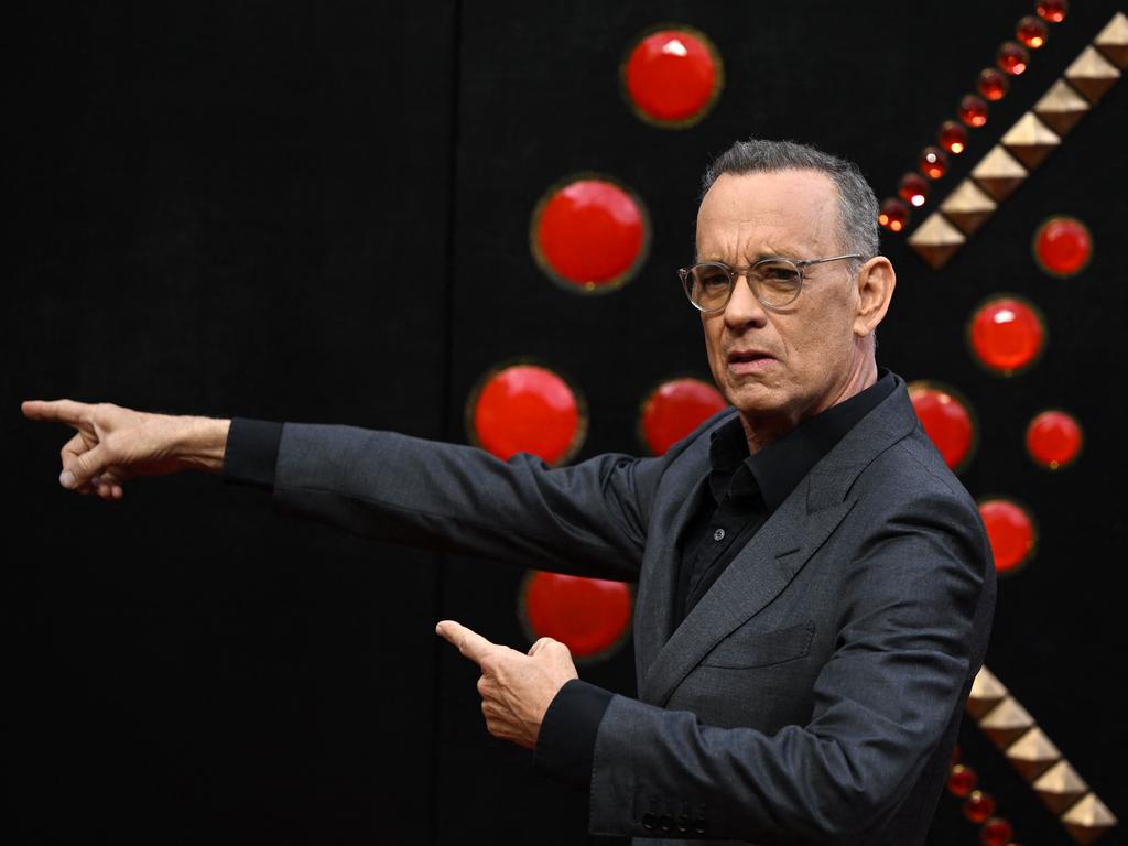 пїЅBack the FпїЅk offпїЅ Tom Hanks defends wife from pushy fan in tense ... picture