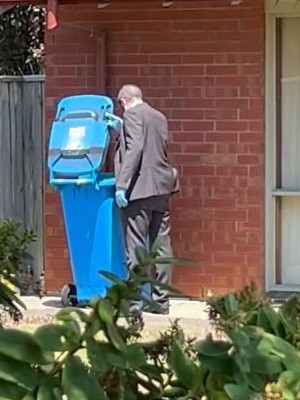 Detectives at a home on Pick Ave, Mount Gambier, where the body of Rachel Moresi has been found. Picture: Natalie Vikhrov