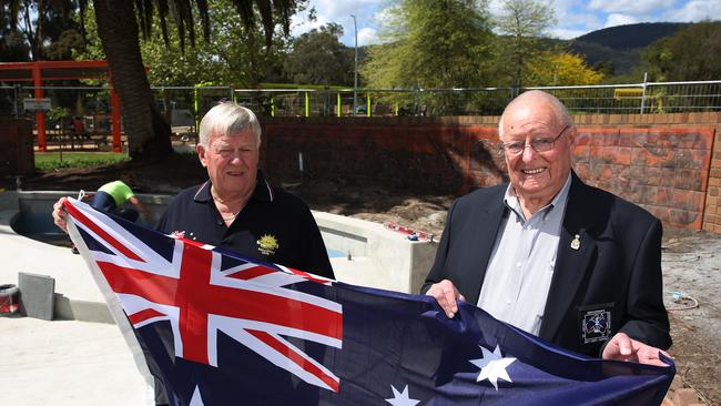 Knox Remembrance Day chairman Hurtle Lupton and secretary John McLeod.