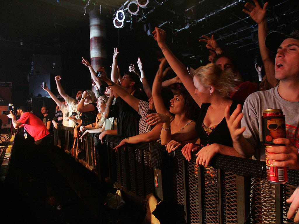 The crowd for The Coalitian Crew in 2009. Picture: Marc Robertson