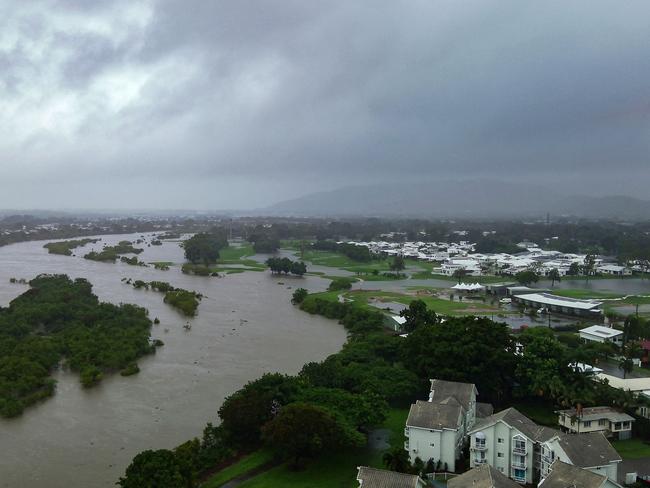 A handout photo taken on February 2, 2025 and released by the Queensland Fire Department on February 3, 2025 shows an aerial view of flood-affected areas around Townsville, Queensland. (Photo by Handout / Queensland Fire Department / AFP) / RESTRICTED TO EDITORIAL USE - MANDATORY CREDIT "AFP PHOTO / QUEENSLANDS FIRE DEPARTMENT - NO MARKETING - NO ADVERTISING CAMPAIGNS - DISTRIBUTED AS A SERVICE TO CLIENTS