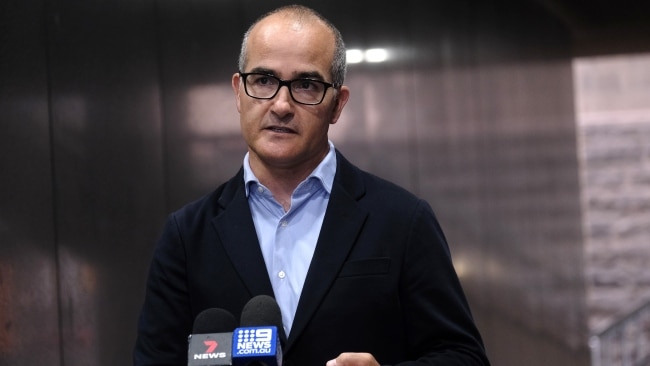 Acting Premier James Merlino announced changes to the face mask mandate to ensure families have a safe Christmas. Picture: NCA NewsWire / Luis Enrique Ascui