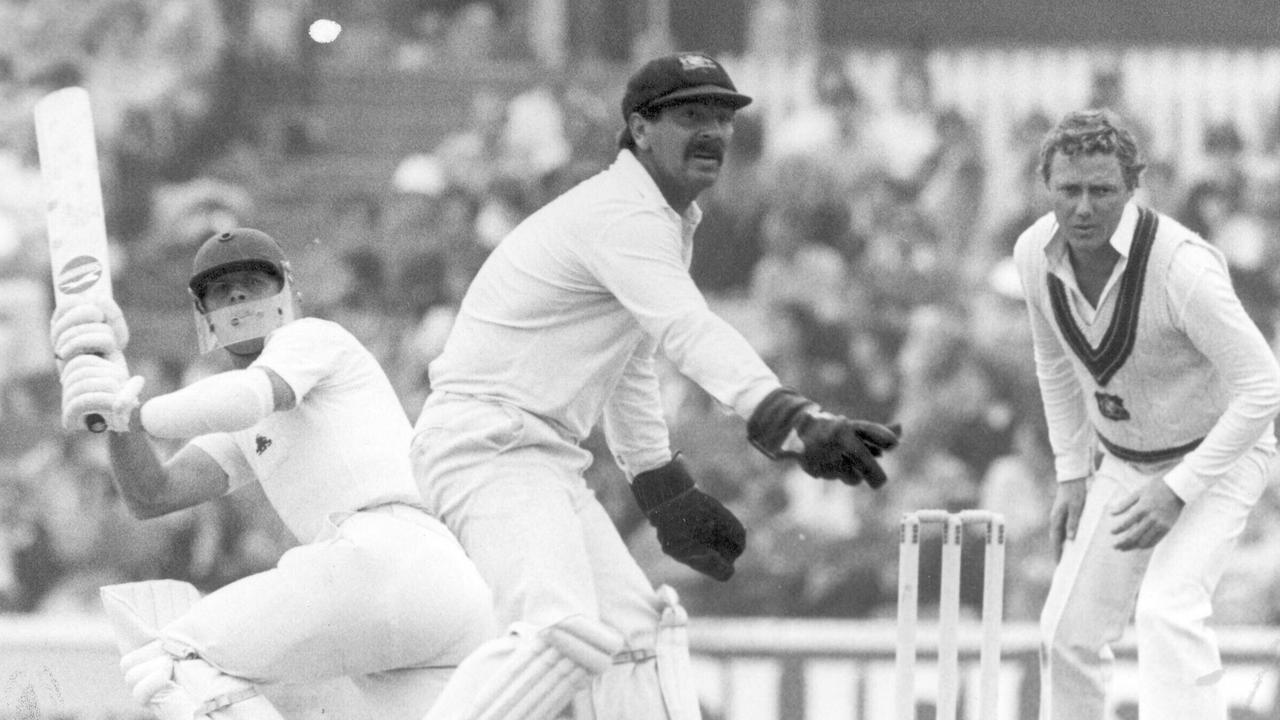 Marsh at the stumps with then-Aussie skipper Kim Hughes.