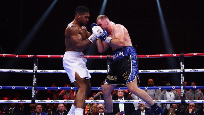 Joshua dominated Wallin. (Photo by Richard Pelham/Getty Images)