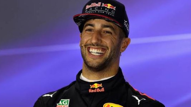 F1 Singapore 2017 crash: Daniel Ricciardo opens up on smelly press ...