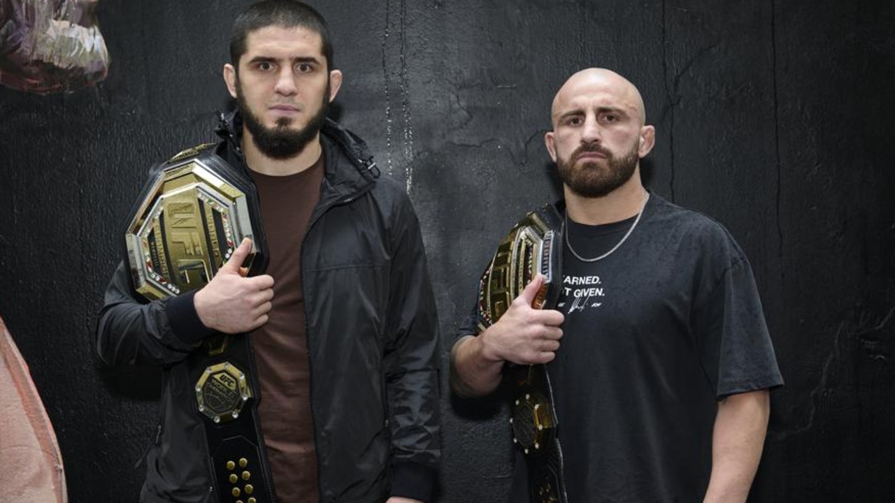 Alex Volkanovski and Islam Makhachev will battle it out for the lightweight belt. (Photo by Brett Hemmings/Zuffa LLC)