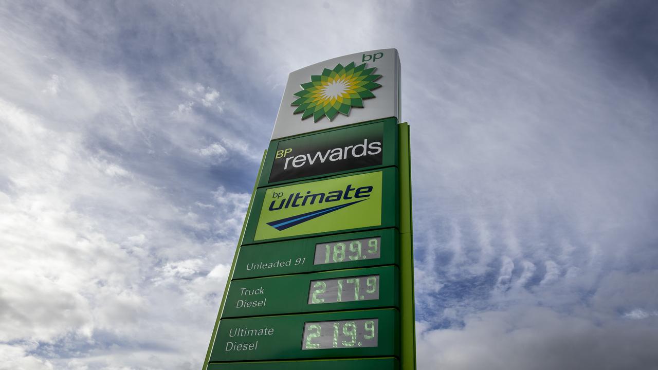 Australians have been told to shop around for cheaper fuel. Picture: NewsWire / Sarah Marshall