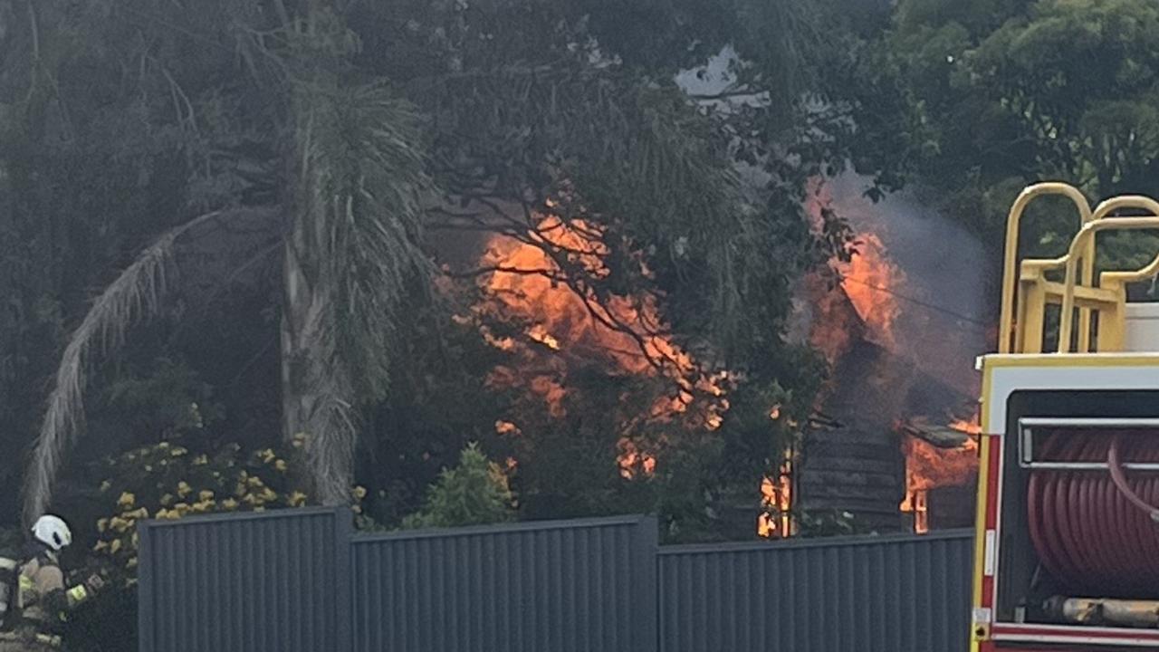 Fire crews battle ferocious blaze at abandoned Brisbane home