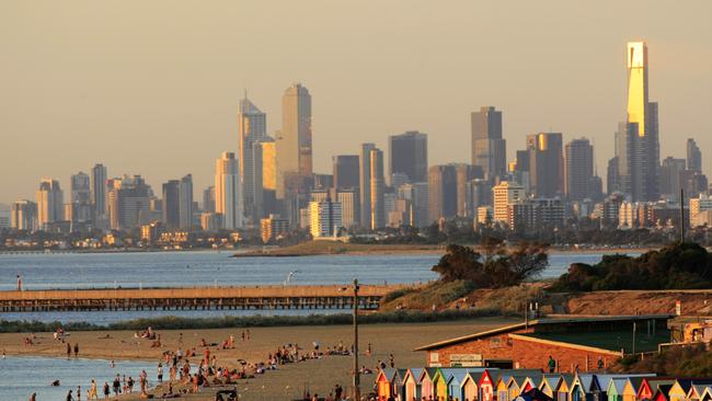 People enjoying the hot weather at Brighton Beach.
