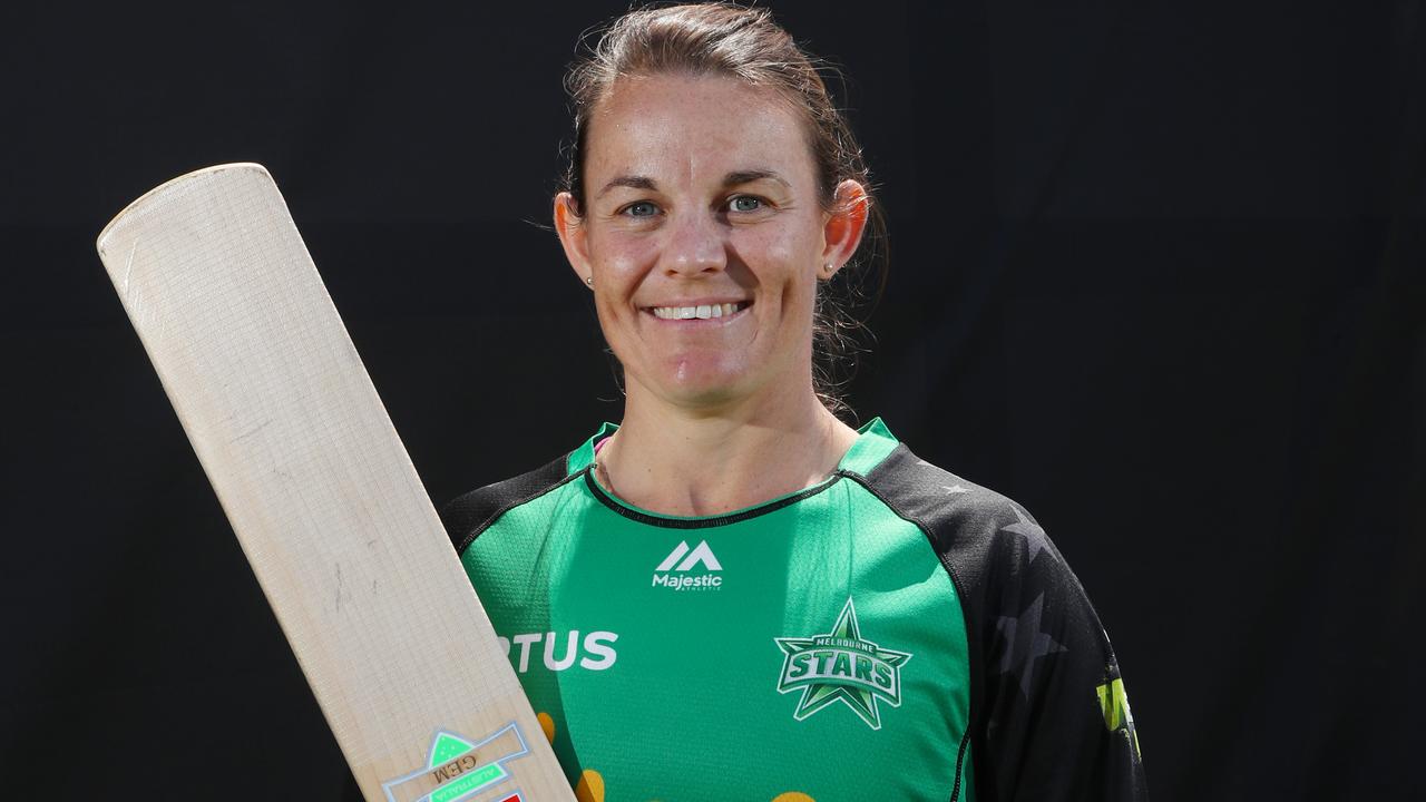 WBBL 2018-19: Melbourne Stars V Sydney Sixers Junction Oval Round 1 ...