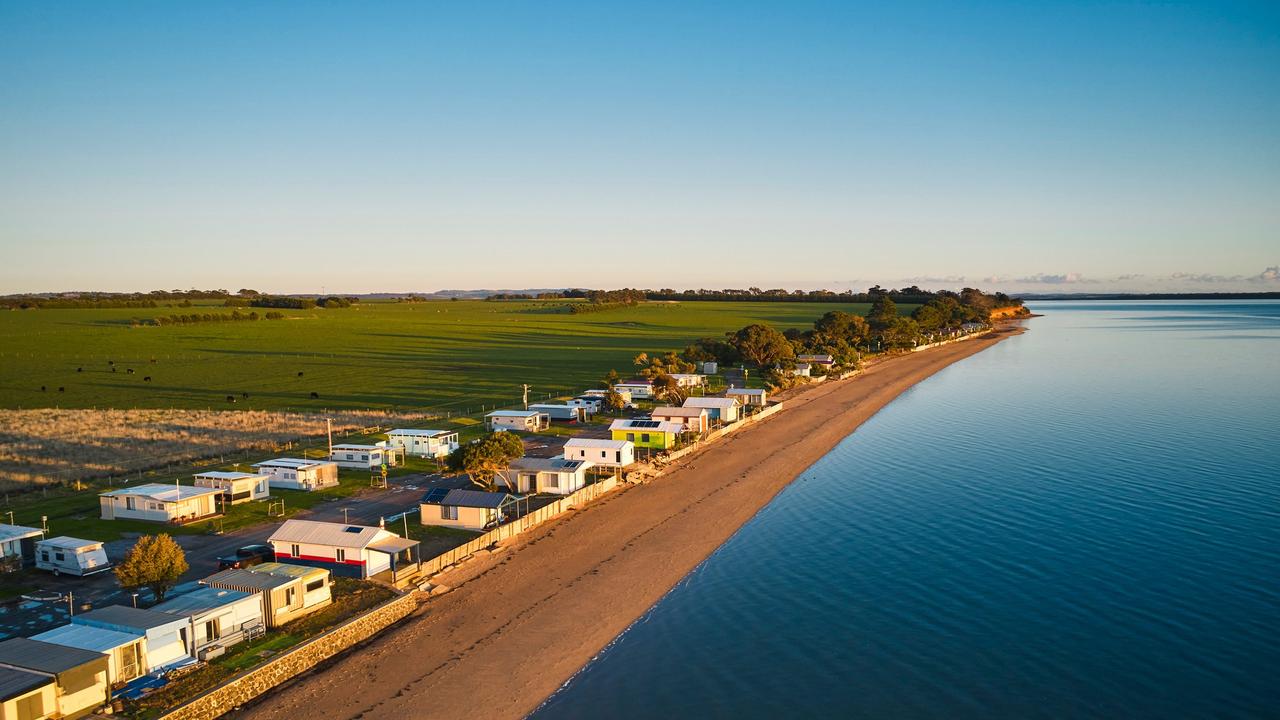 Historic boatsheds to be ‘torn down’ over risk from rising seas