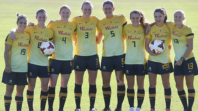 Hayley Raso (third from right) stood strong with her Matildas teammates. Photo: Annette Dew