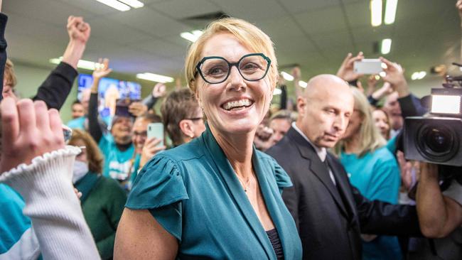 Independent Zoe Daniel claims victory in the seat of Goldstein. Picture: Jake Nowakowski