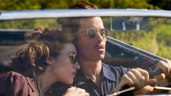 Actors Kate Winslet and Guy Pearce first bonded in the acclaimed HBO drama Mildred Pierce.