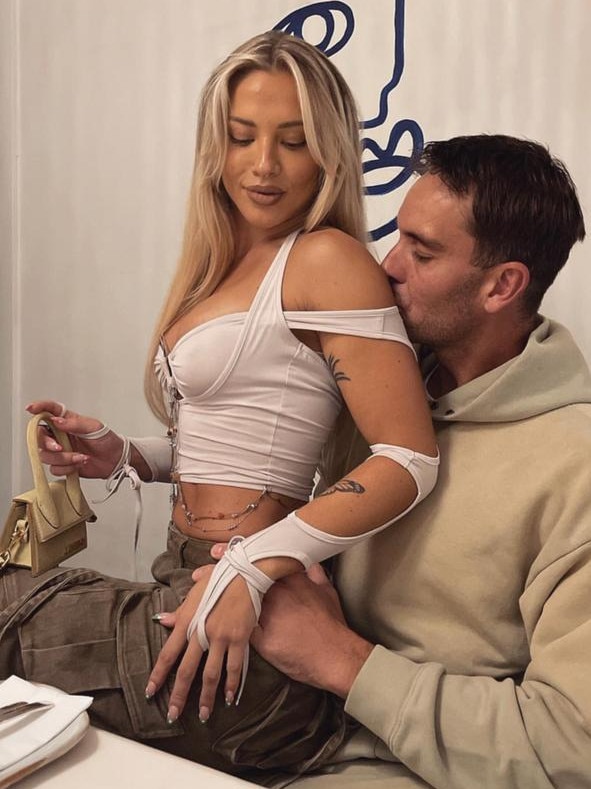 Tammy Hembrow has revealed the reason behind her split from fiance Matt Poole. Picture: Instagram.