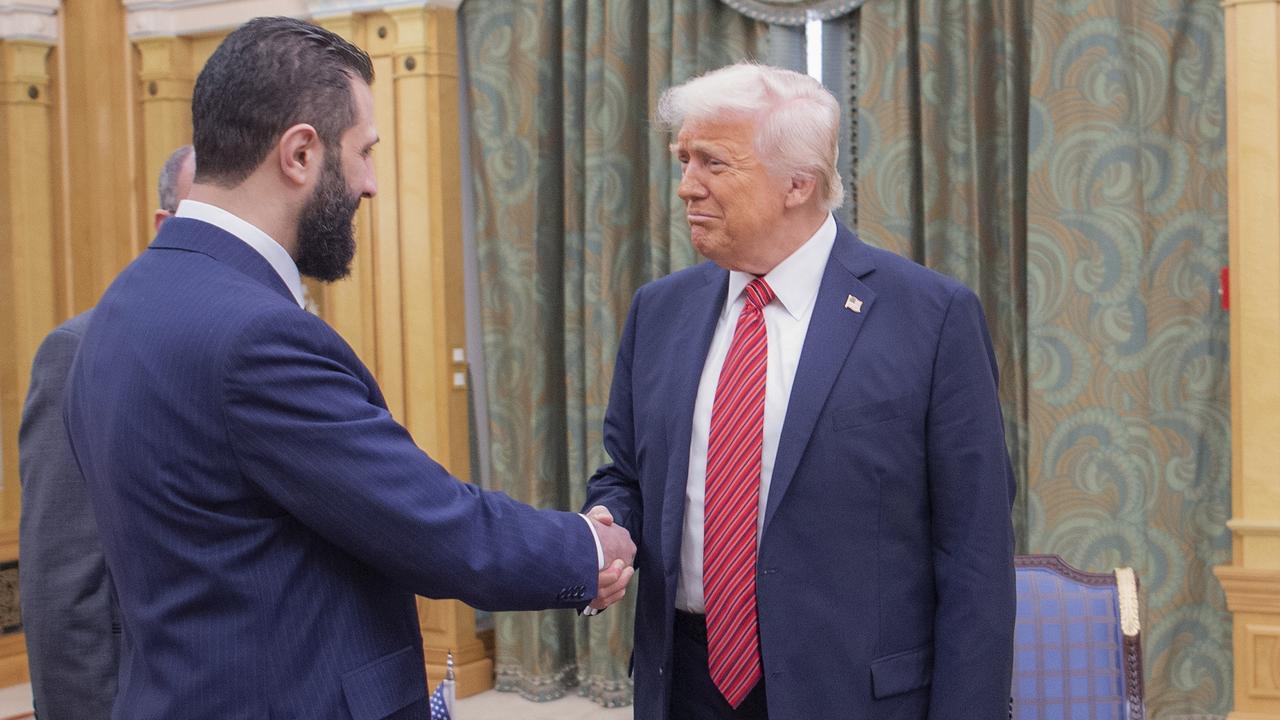Trump meets ‘terrorist’ Syrian leader after announcing end of sanctions