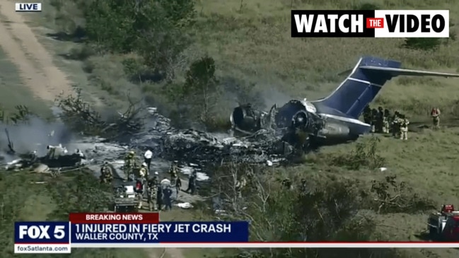 Texas plane crash: Jet with 21 people aboard crashes — and everyone ...