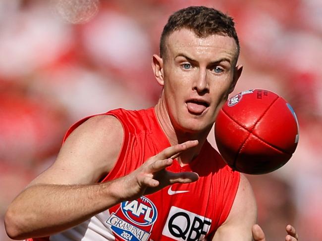 MELBOURNE, AUSTRALIA - SEPTEMBER 28: Chad Warner of the Swans in action during the 2024 AFL Grand Final match between the Sydney Swans and the Brisbane Lions at The Melbourne Cricket Ground on September 28, 2024 in Melbourne, Australia. (Photo by Dylan Burns/AFL Photos via Getty Images)