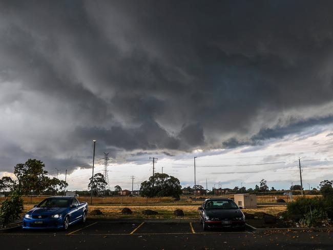 Storm clouds approaching Melbourne from the west on Friday evening. Picture: Ian Currie