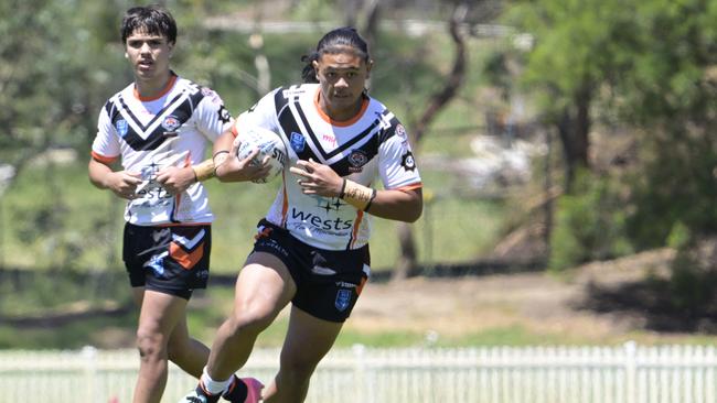 Zephaniah McLean Lemalu crossed for a double in Macarthur’s big win. Picture: Martin Ollman