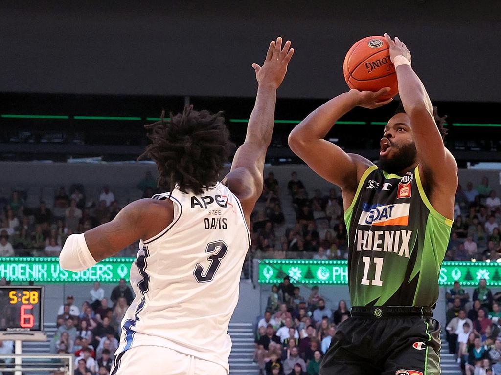 Derrick Walton Jr starred for the Phoenix.