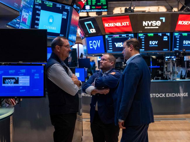 NEW YORK, NEW YORK - AUGUST 08: Traders work on the New York Stock Exchange (NYSE) floor on August 08, 2024 in New York City. The Dow rose over 600 points following a strong jobs report showing that the American economy is still growing despite high interest rates.   Spencer Platt/Getty Images/AFP (Photo by SPENCER PLATT / GETTY IMAGES NORTH AMERICA / Getty Images via AFP)