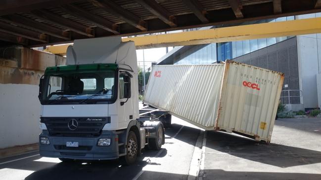 Napier St bridge crash August 4, 2018. Picture: MTAG/Martin Wurt