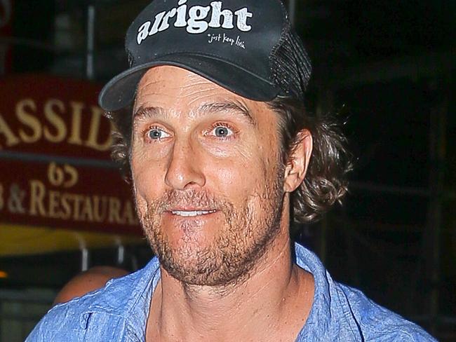 EXCLUSIVE: Matthew McConaughey looks surprising overweight while arrives at Bistro Milano with his wife Camila Alves in a separate ways to the bar to have a drink before heads into an office building in New York Pictured: Matthew McConaughey Ref: SPL1141155 300915 EXCLUSIVE Picture by: Felipe Ramales / Splash News Splash News and Pictures Los Angeles: 310-821-2666 New York: 212-619-2666 London: 870-934-2666 photodesk@splashnews.com