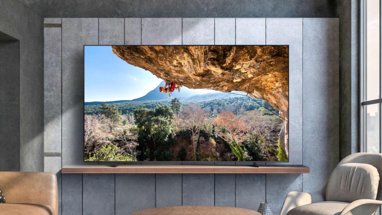 ‘Stunning’ 98” Samsung 4K TV slashed