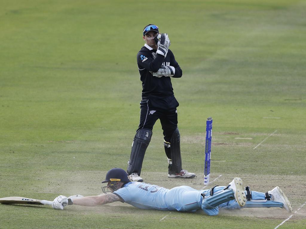 Tom Latham watches the ball run to the boundary after ricocheting off Ben Stokes’ bat. (AP Photo/Alastair Grant)