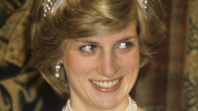 Princess Diana will make an appearance in the coming seasons.