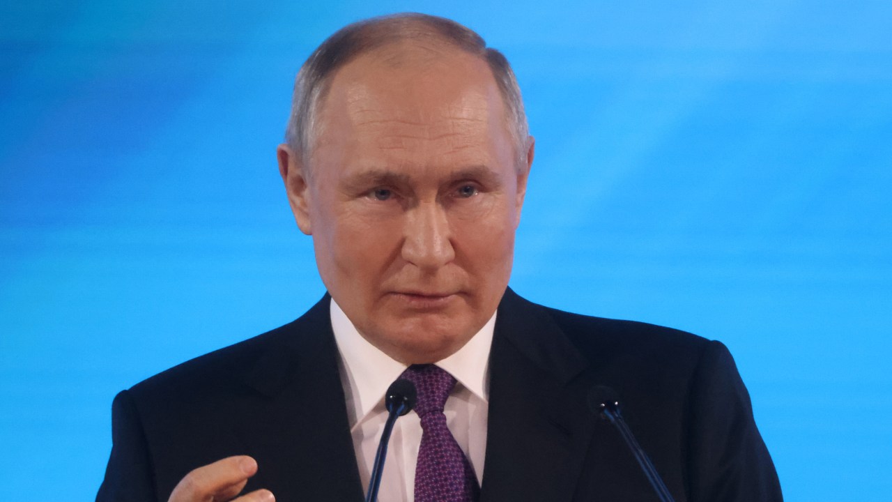 President Vladimir Putin issues decree to claim stolen Ukrainian ...