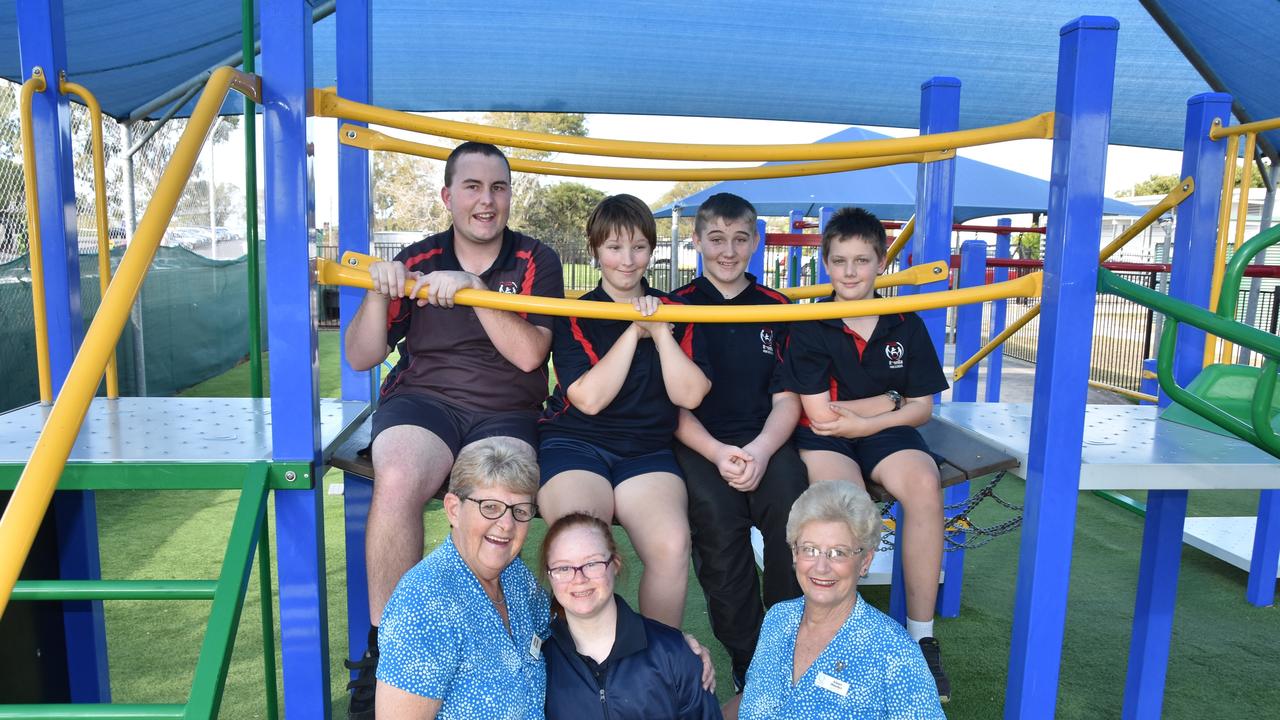 SCHOOL FUNDING: Rosella Park school council students Josh Banks, Angel Van Hassel, Jayden Munro, Tyler Roberts and Maddysen Vince were discussing new projects wish list with Quota President Christine Saunders and Secretary Aileen Weeden in 2018.