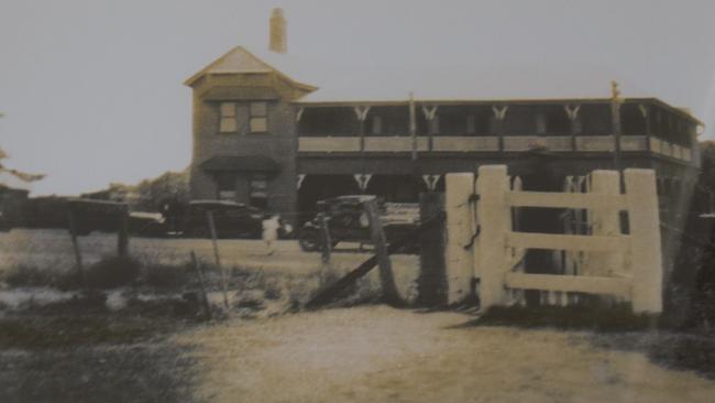 The Tara Commerical hotel in the year 1912.