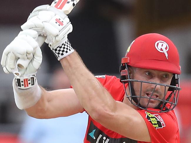 GOLD COAST, AUSTRALIA - DECEMBER 29: Shaun Marsh of the Renegades bats during the Big Bash League match between the Melbourne Renegades and the Sydney Sixers at Metricon Stadium, on December 29, 2020, in Gold Coast, Australia. (Photo by Chris Hyde/Getty Images)