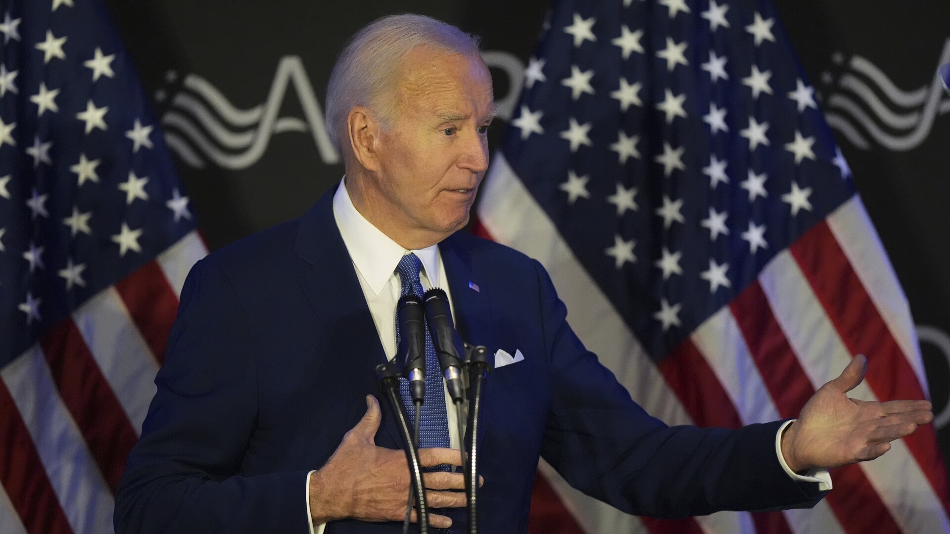 Audio recording shows Joe Biden struggling with memory